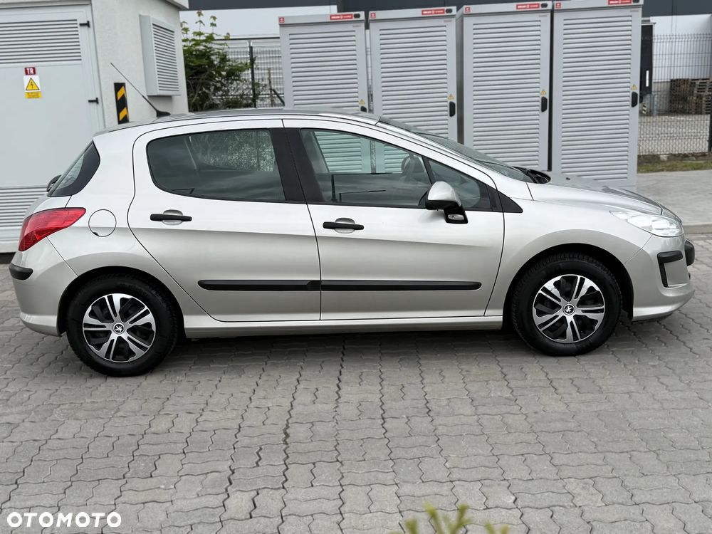 Peugeot 308 - 5