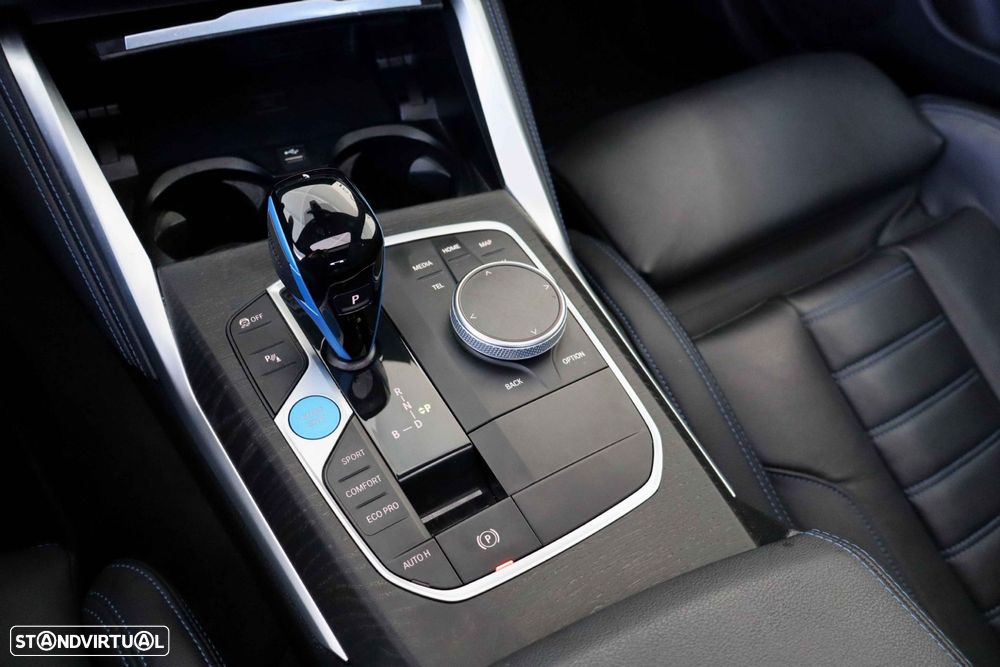 BMW i4 eDrive40 Pack Desportivo M - 52