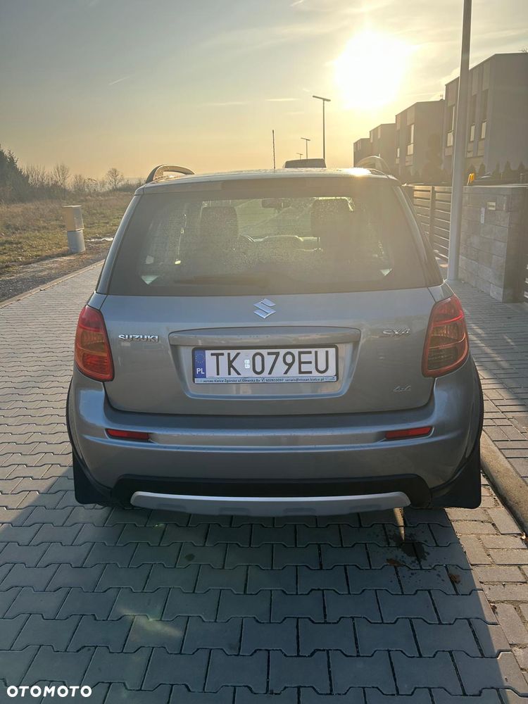 Suzuki SX4 1.6 Premium - 2