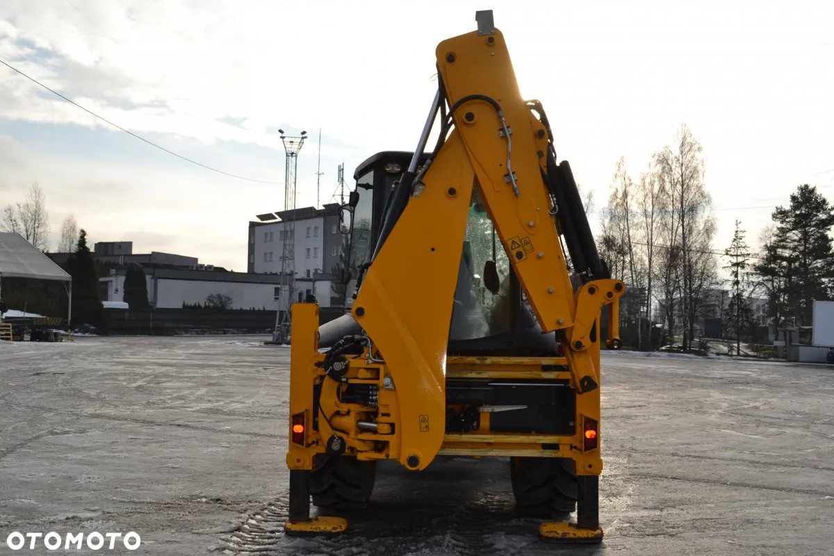 JCB 3CX - 7