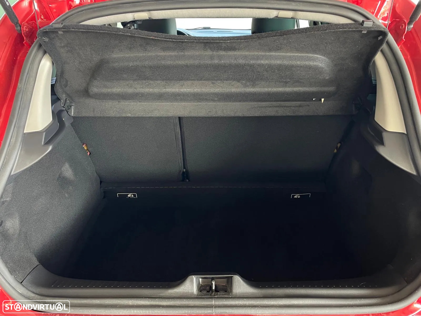 Renault Clio 0.9 TCe Limited - 36