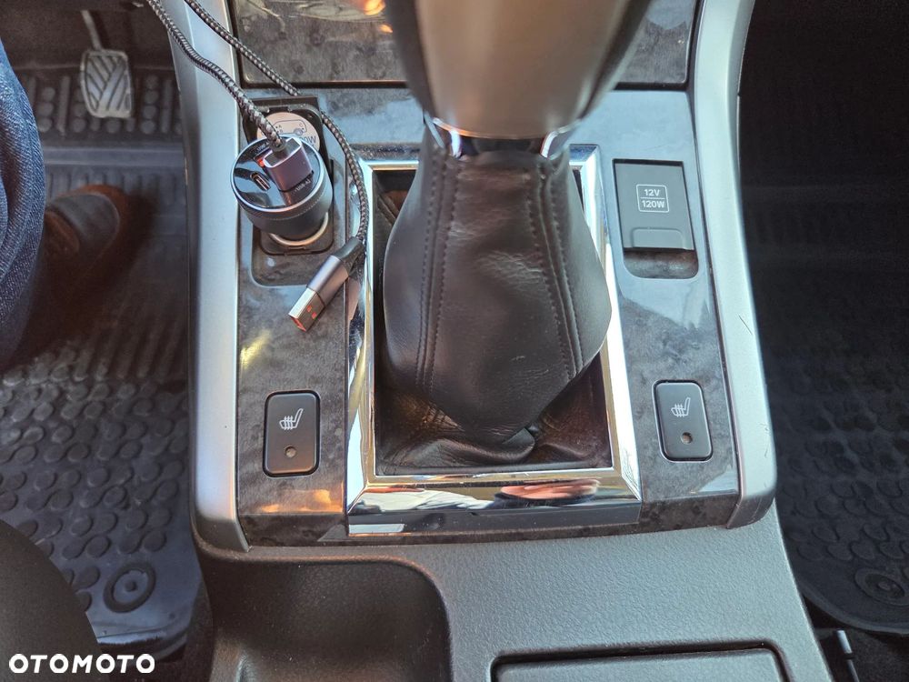 Suzuki Grand Vitara 2.4 De Luxe EU5 - 18