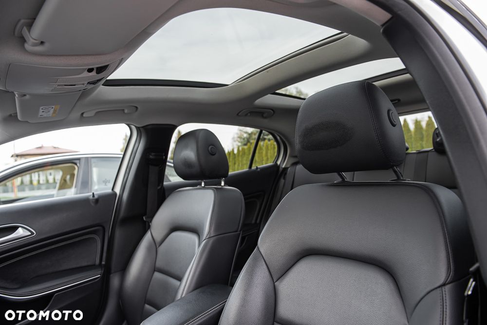 Mercedes-Benz GLA 220 d 4Matic 7G-DCT AMG Line - 19
