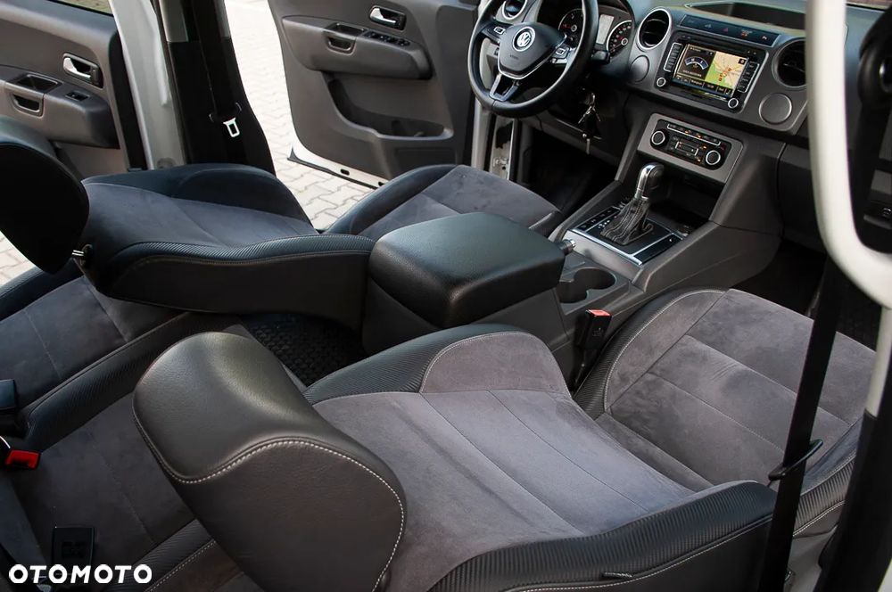 Volkswagen Amarok 2.0 BiTDI BMT Autm Dark Label - 17