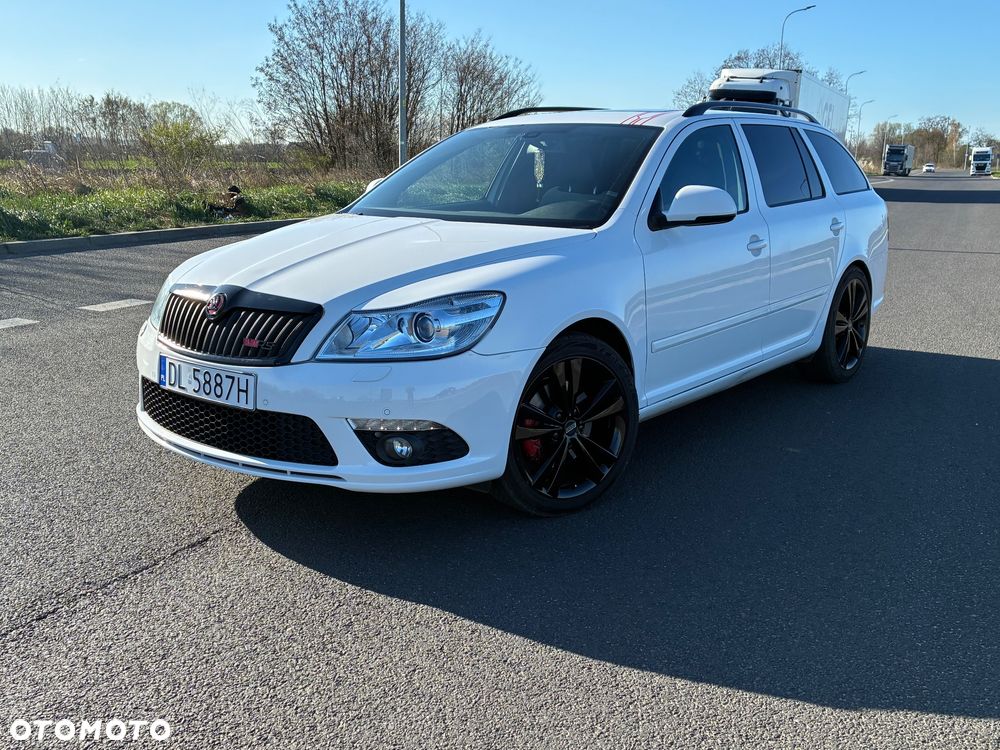 Skoda Octavia 2.0 TDI RS DSG - 1