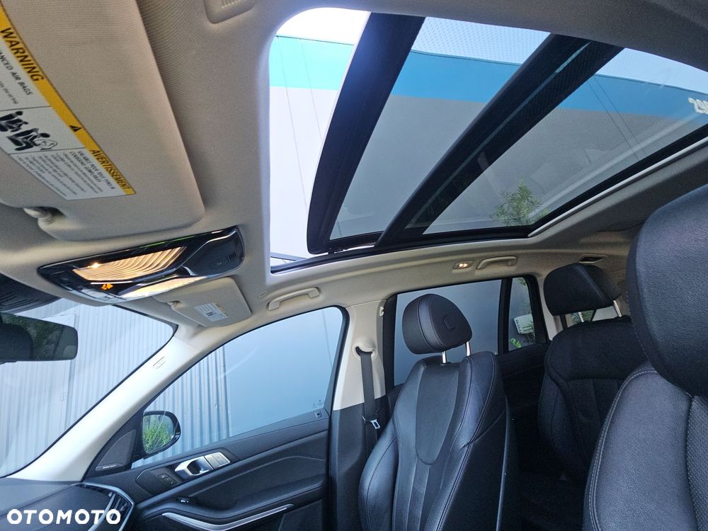 BMW X7 xDrive40i mHEV - 11