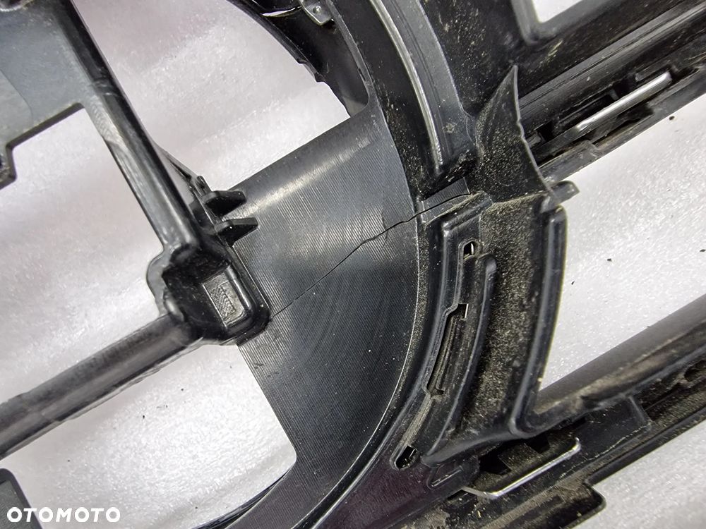 VW PASSAT B8 3G0 LIFT 18- R-LINE ATRAPA / GRILL PRZEDNI PRZÓD , NR 3G0853651AK / 3G0853651AM , NR AUKCJI GR42 - 24
