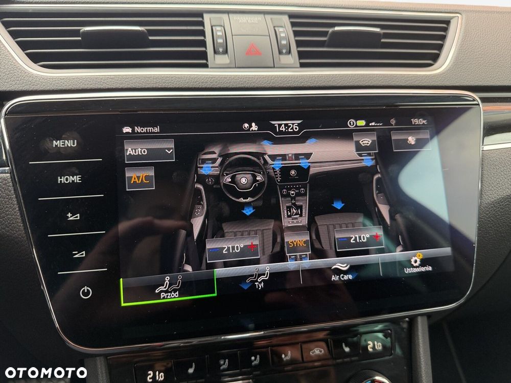 Skoda Superb 2.0 TDI SCR L&K DSG - 33