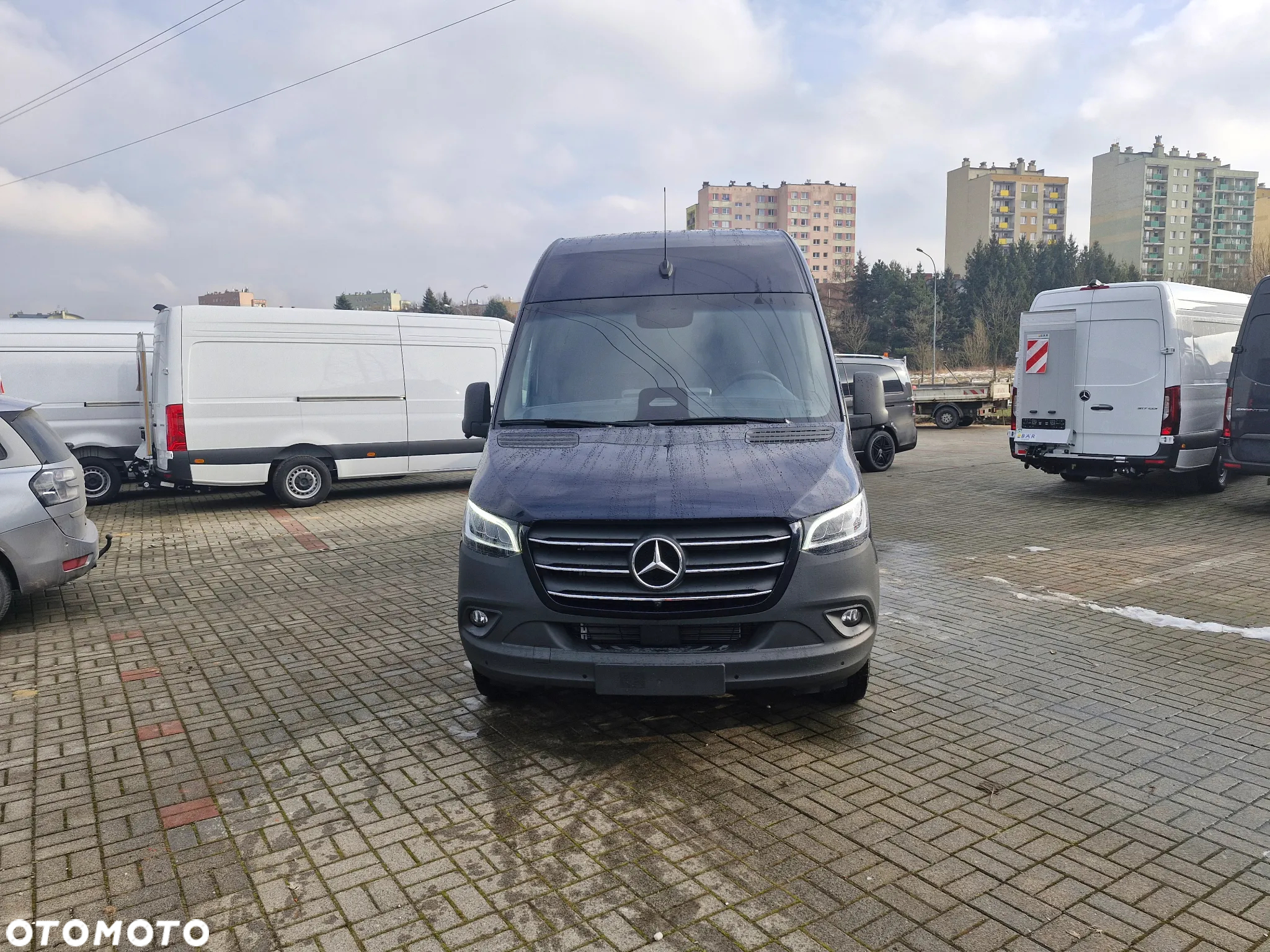Mercedes-Benz Sprinter 319 CDI - 2