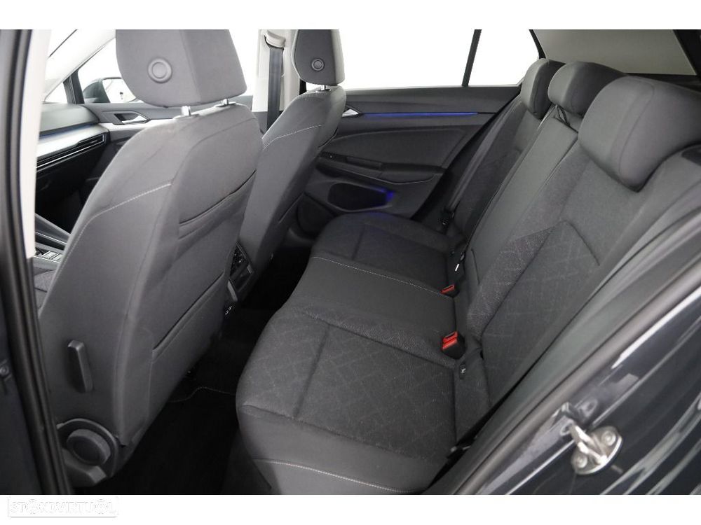 VW Golf 1.0 eTSI Life DSG - 14