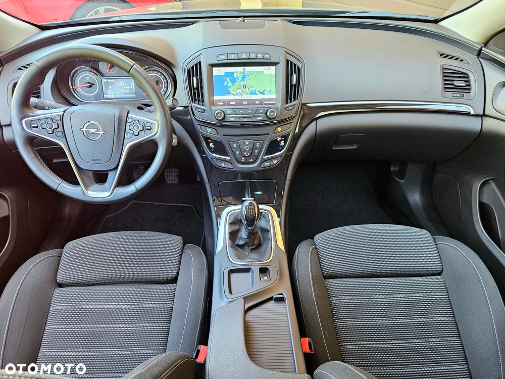 Opel Insignia 1.6 T Cosmo S&S EU6 - 26