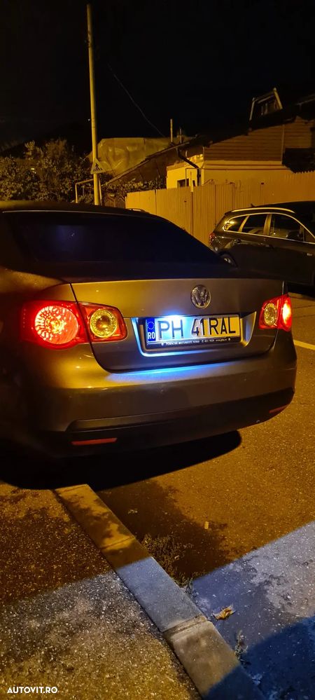 Volkswagen Jetta 1.6 TDI DPF Comfortline - 12