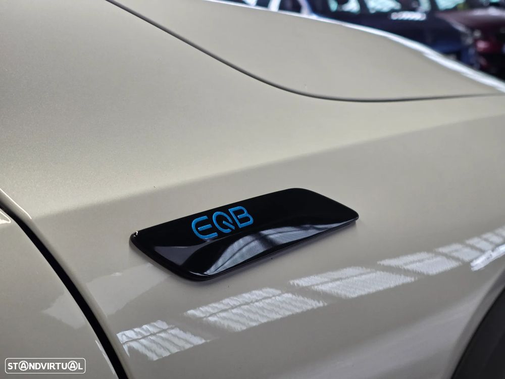 Mercedes-Benz EQB 350 4Matic AMG Line - 23