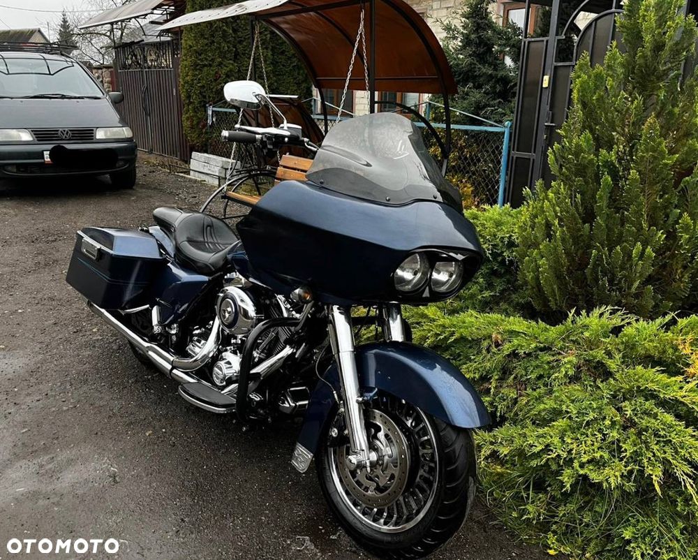 Harley-Davidson Touring Road Glide - 2