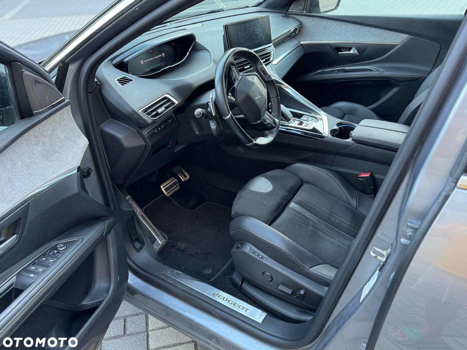 Peugeot 5008 BlueHDI 180 EAT8 GT - 32