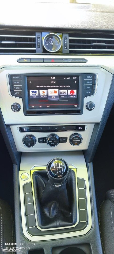 VW Passat 1.6 TDI BlueMotion - 42