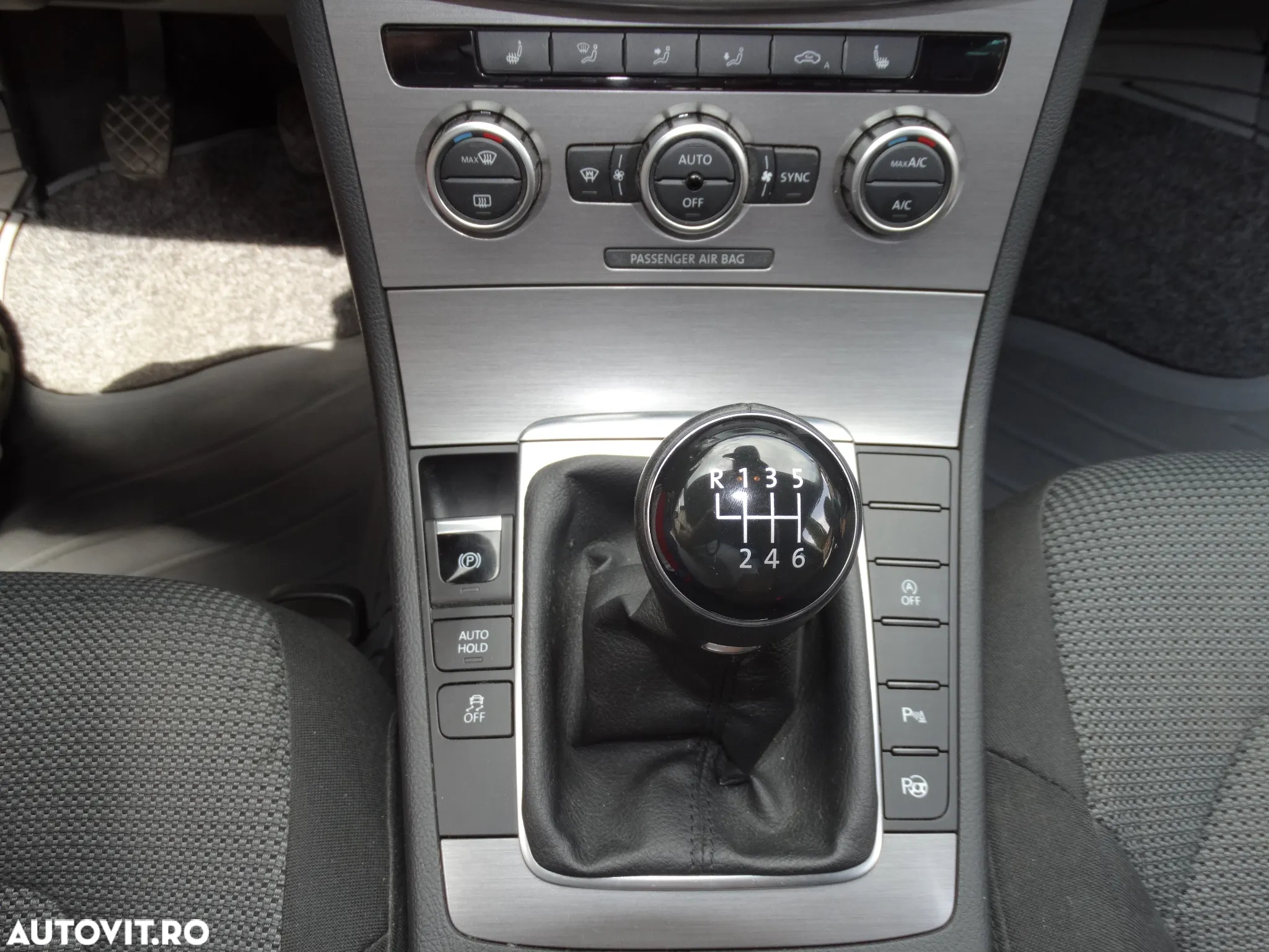 Volkswagen Passat Variant 2.0 Blue TDI SCR Comfortline - 21