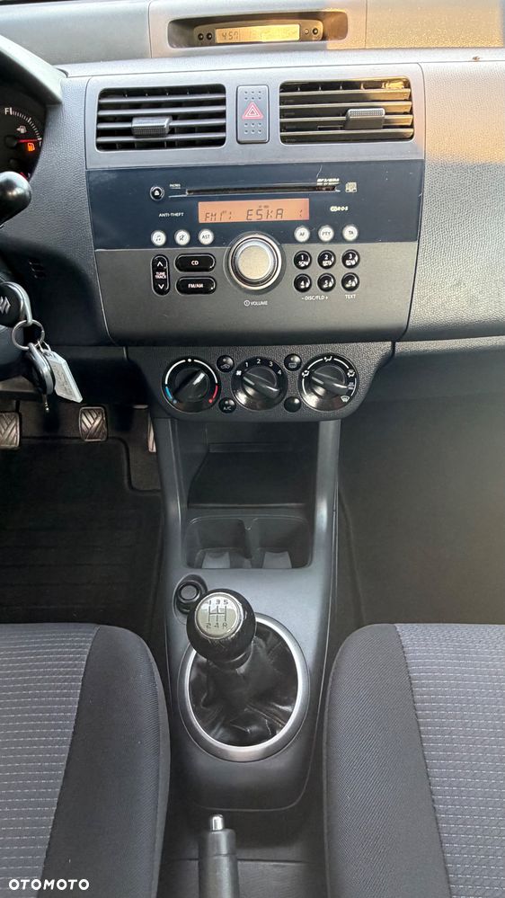 Suzuki Swift - 36