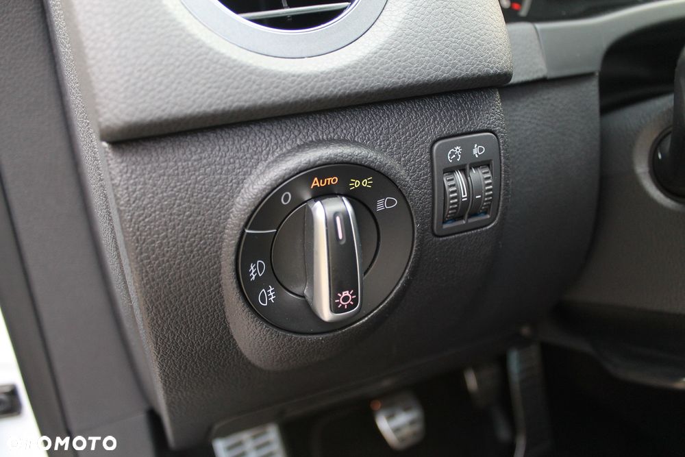 Volkswagen Tiguan 2.0 TDI DPF 4Motion Sport & Style - 17