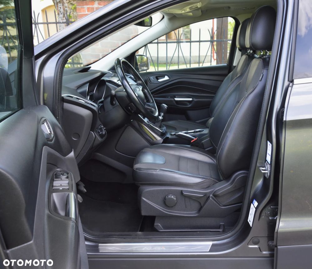 Ford Kuga - 16