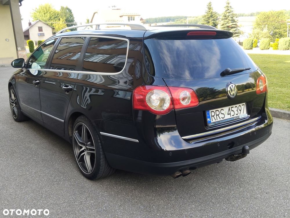 Volkswagen Passat - 1
