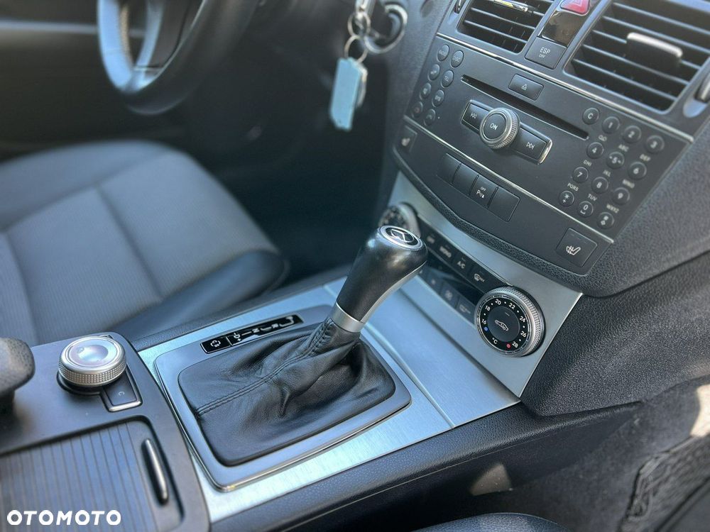 Mercedes-Benz Klasa C 180 Kompressor Automatik Avantgarde - 13