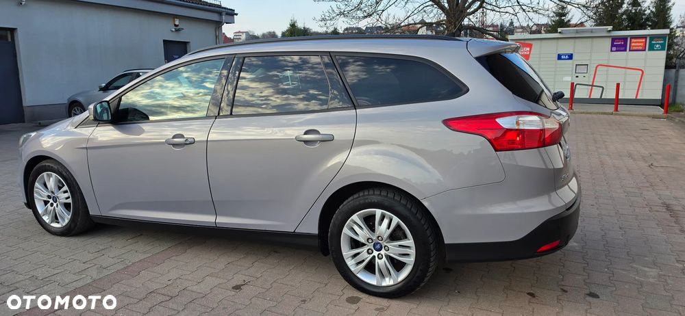 Ford Focus 1.6 TDCi DPF Start-Stopp-System SYNC Edition - 12