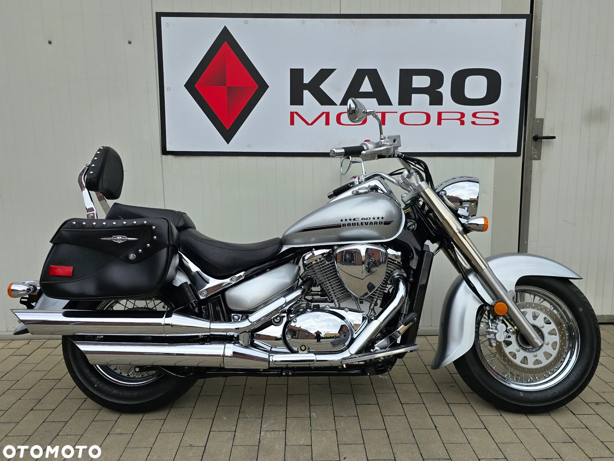 Suzuki VL 800 Volusia - Boulevard C50 - 2