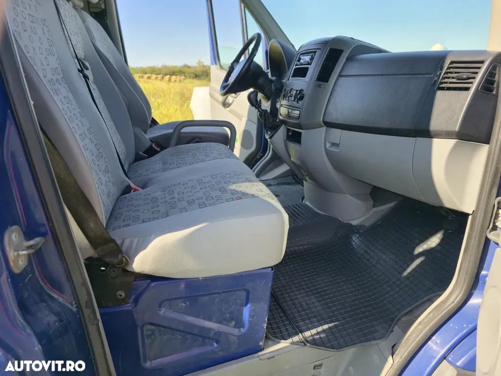 Volkswagen Crafter - 10