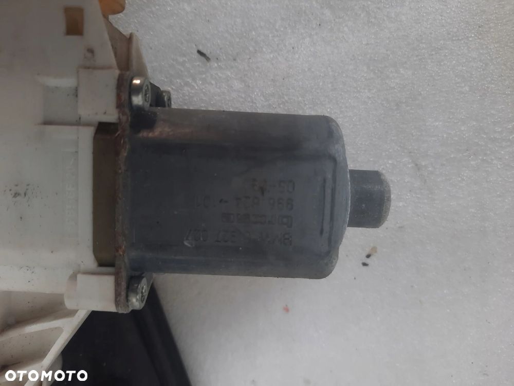 BMW E90 E91 PODNOŚNIK MECHANIZM SZYB LEWY PRZÓD - 3