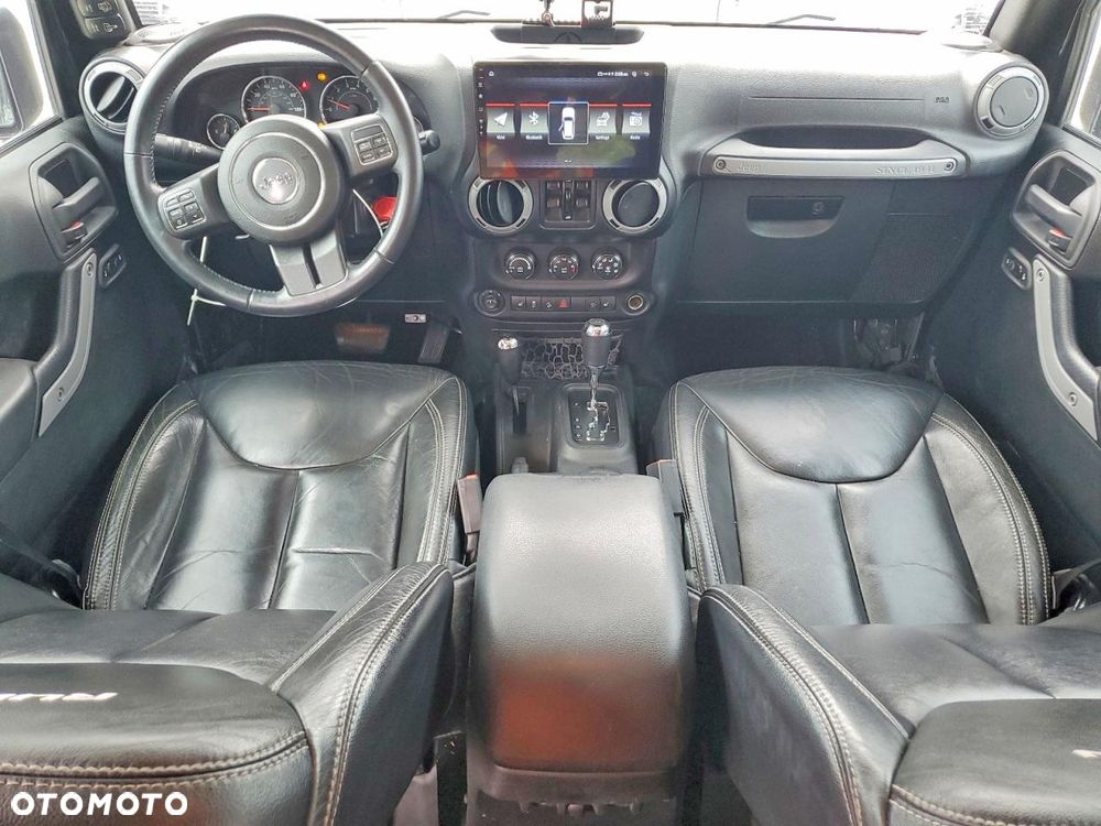 Jeep Wrangler 3.6 Unlim Rubicon X - 8