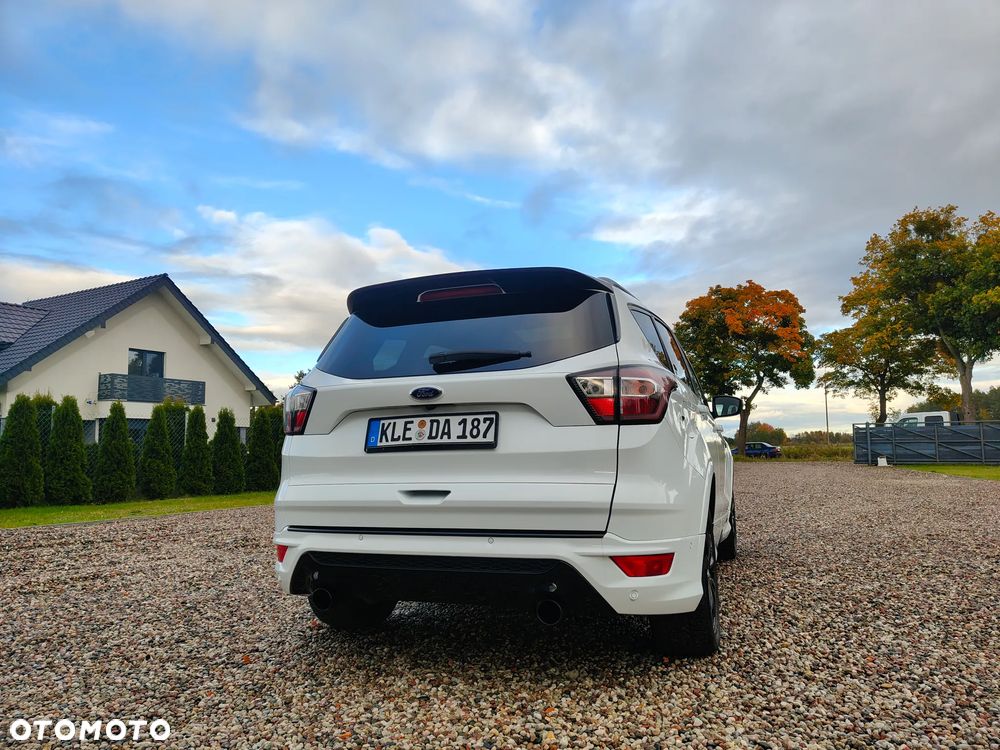 Ford Kuga 1.5 EcoBoost ST-LINE - 4