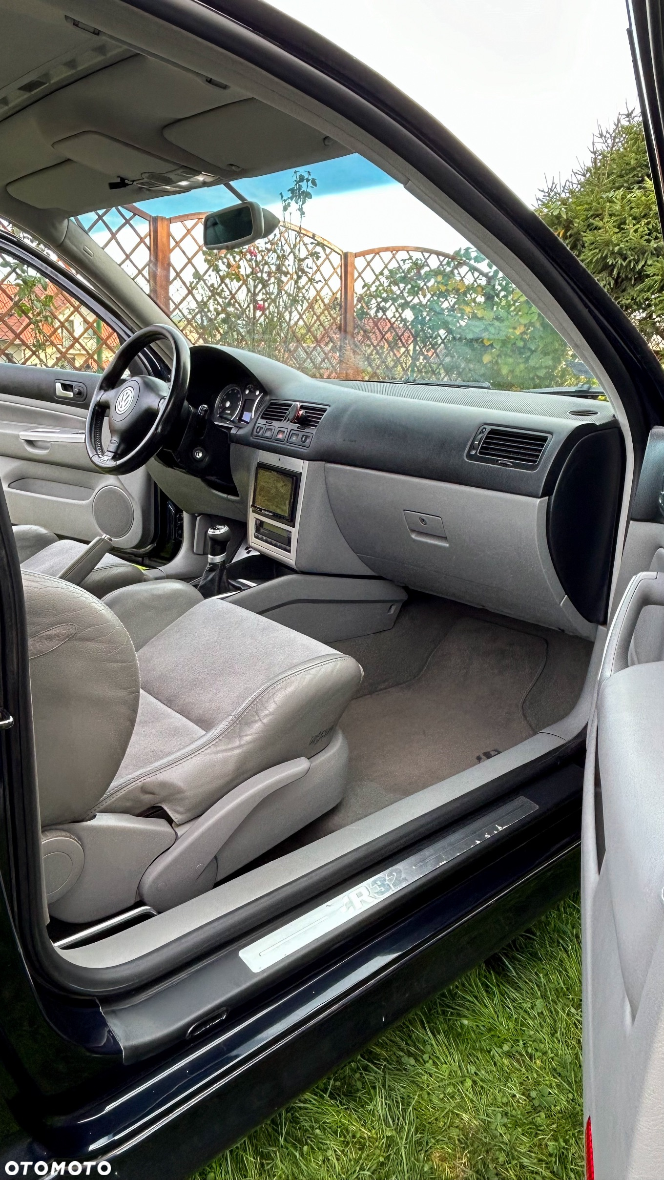 Volkswagen Golf IV 3.2 R32 4Mot - 10