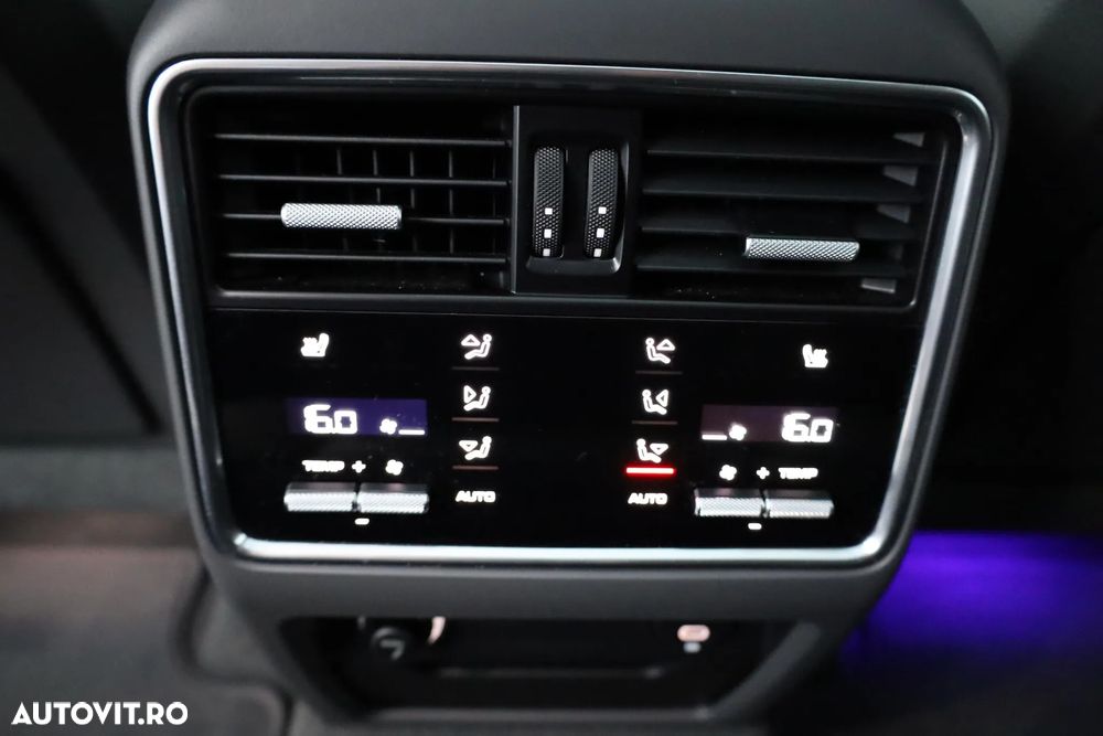Porsche Cayenne Coupe Standard - 13