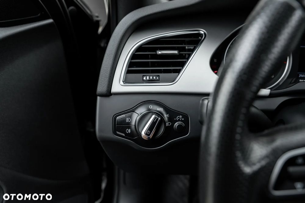 Audi A4 Avant 3.0 TDI DPF quattro S line Sportpaket (plus) - 15