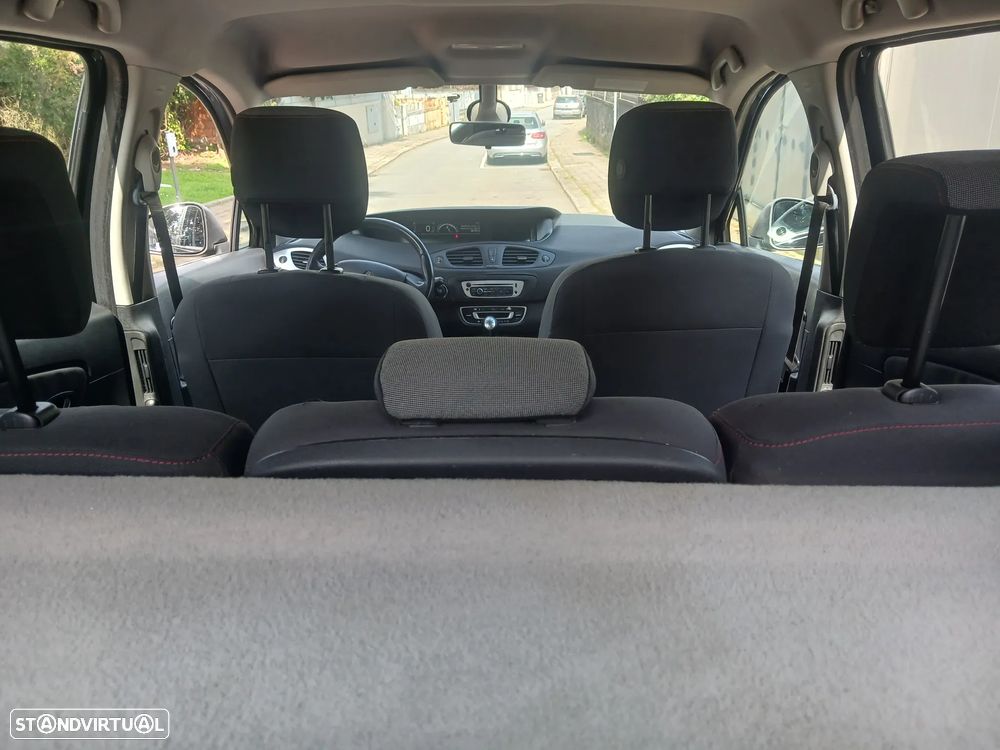 Renault Scénic 1.5 dCi Dynamique S - 7