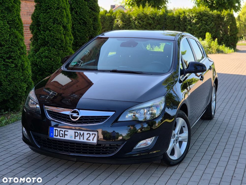 Opel Astra 1.4 ecoFLEX - 18