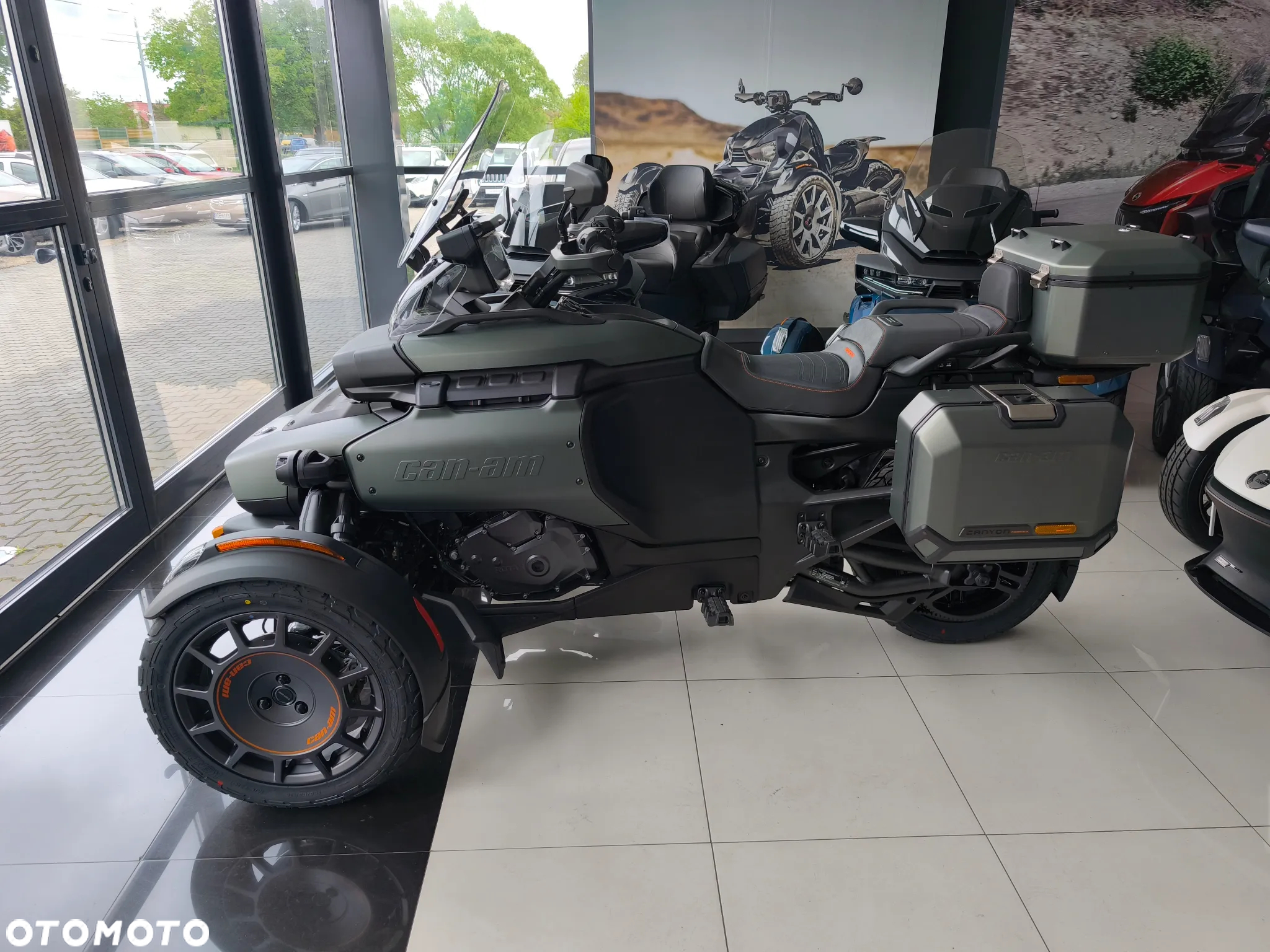 Can-Am Spyder - 4