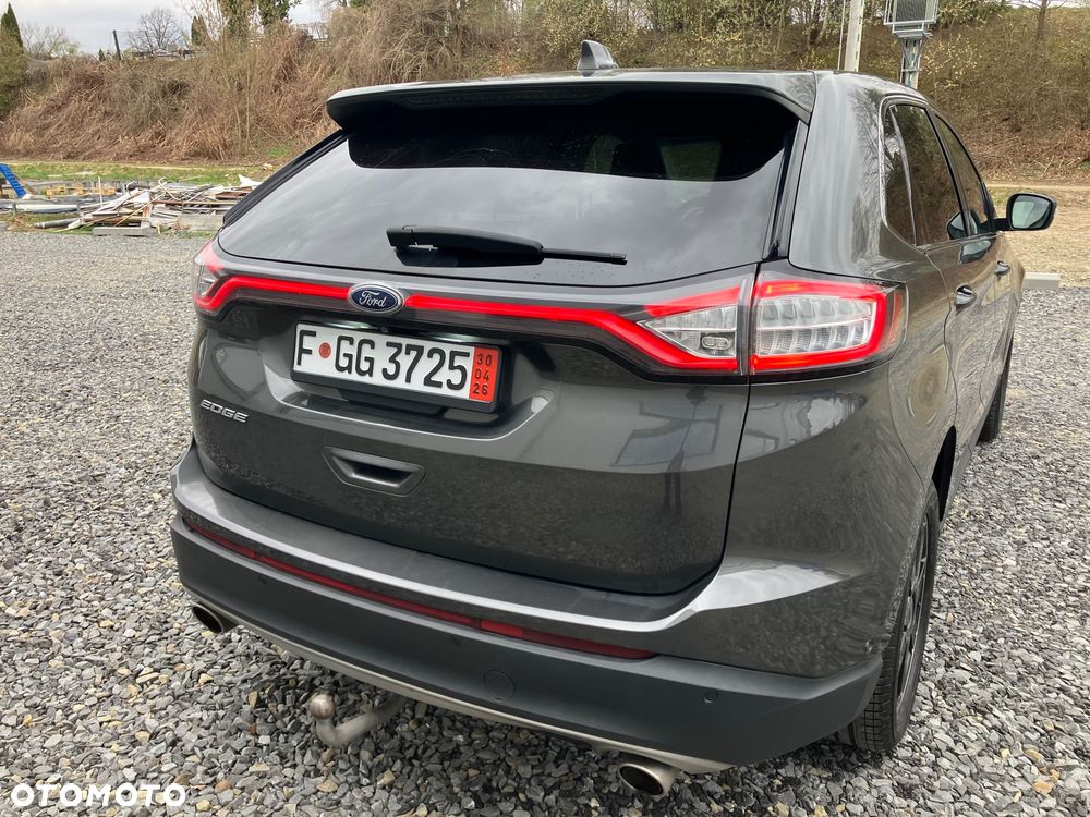 Ford Edge 2.0 TDCi Bi-Turbo 4x4 Titanium - 4