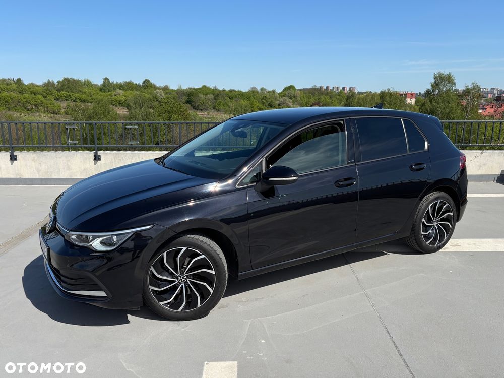 Volkswagen Golf 1.5 eTSI Active DSG - 2