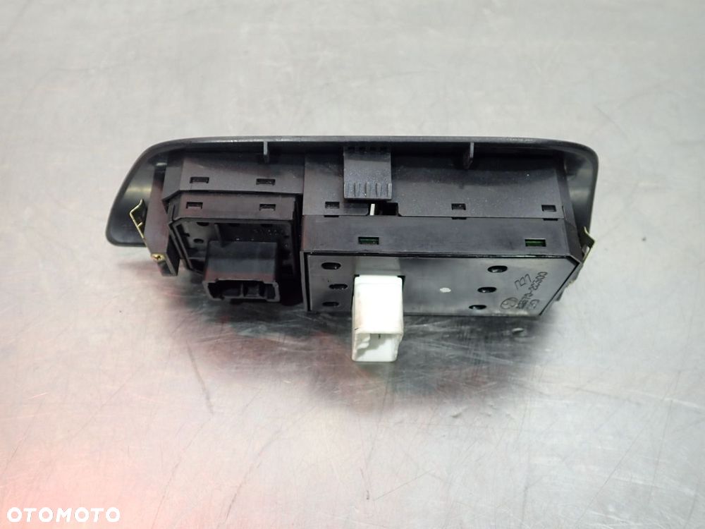 PANEL STEROWANIA SZYB HYUNDAI COUPE II - 4