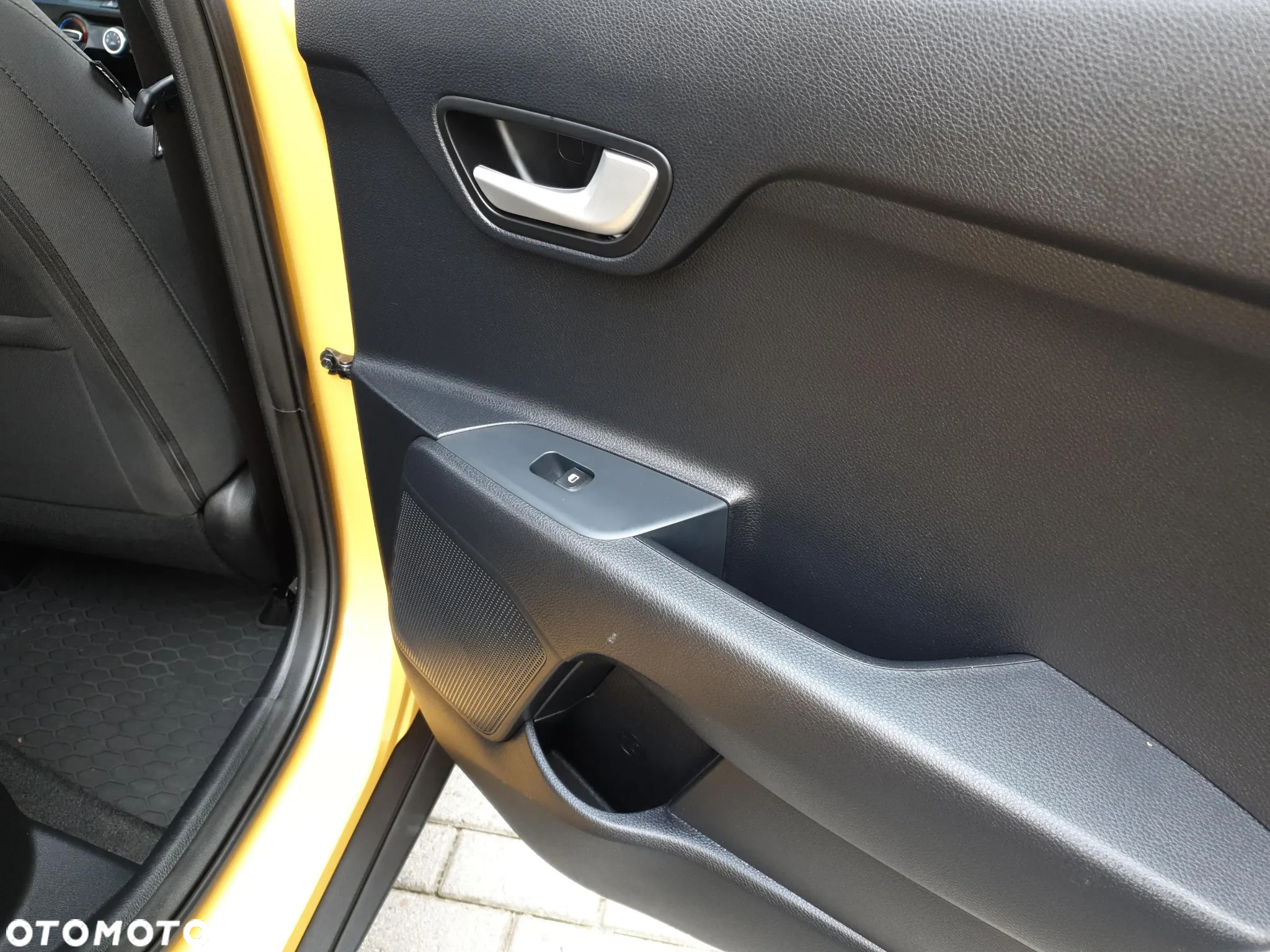 Kia Stonic 1.0 T-GDI M - 26