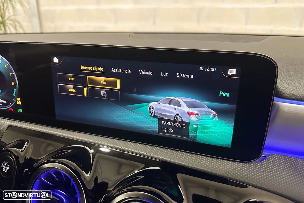 Mercedes-Benz A 250 Limousine e 8G-DCT AMG Line - 24