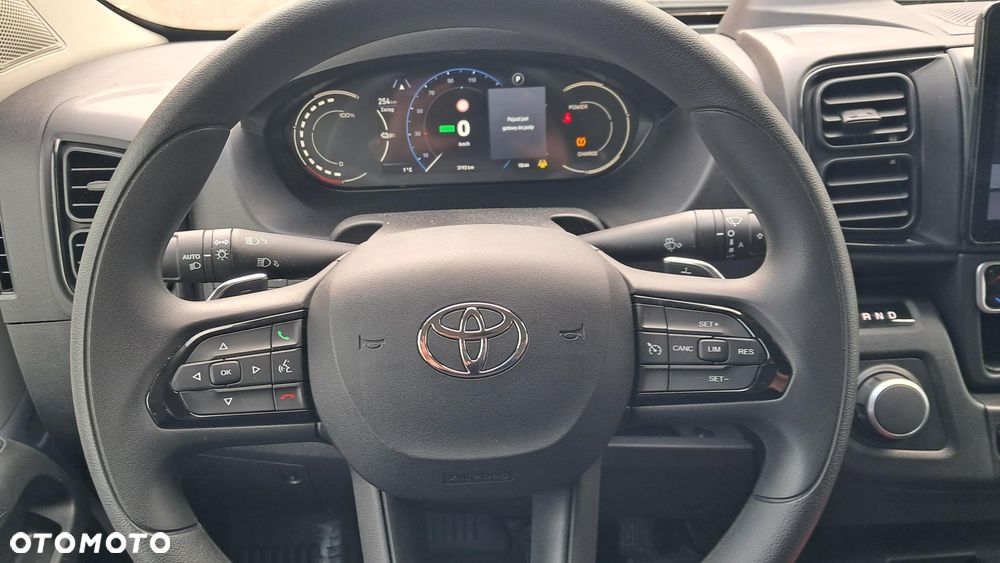 Toyota Proace MAX - 13