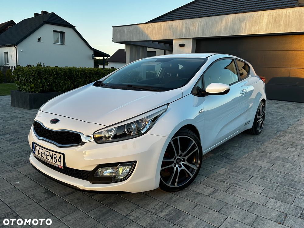 Kia ProCeed - 2