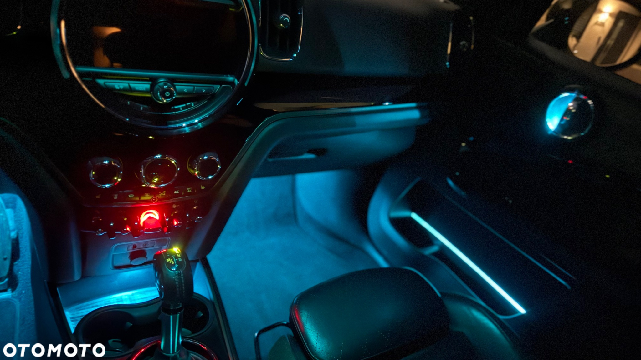 MINI Countryman Cooper SD ALL4 - 23