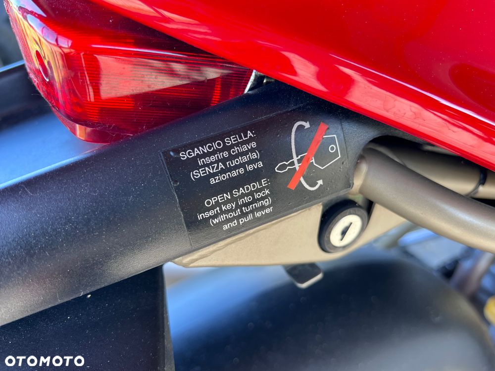 Ducati Monster - 15