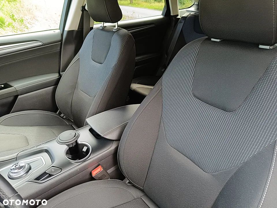 Ford Mondeo 2.0 EcoBlue Titanium - 31