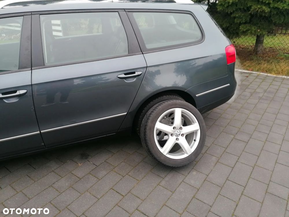 Volkswagen Passat 2.0 TDI Comfortline - 18