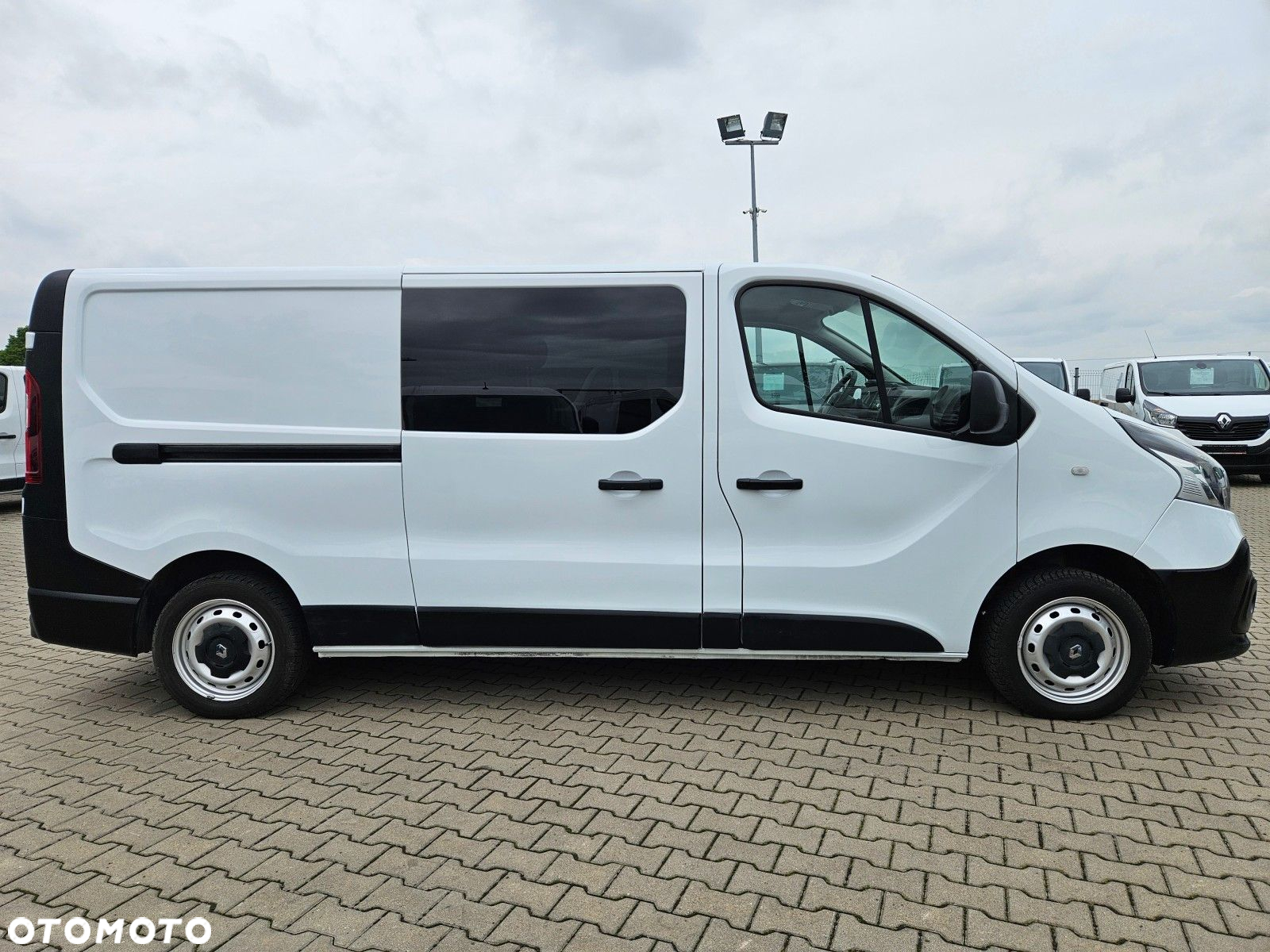 Renault Trafic Long *59900zł NETTO* Brygadówka 6 osób 1,6dCi/120KM - 7